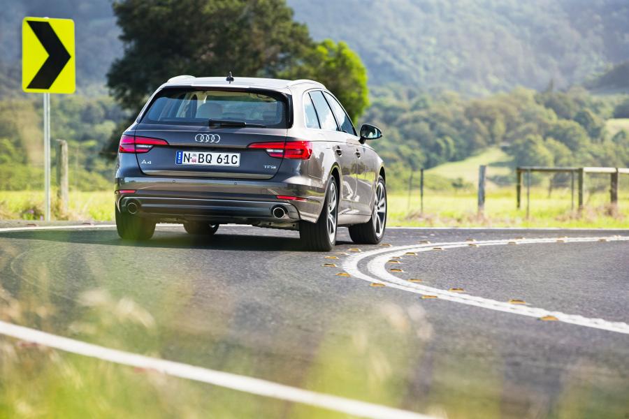  Audi A4 Avant 2.0 TFSI 2016 года  (AU) (фото 10 из 24)